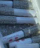 EYELASH GLUE